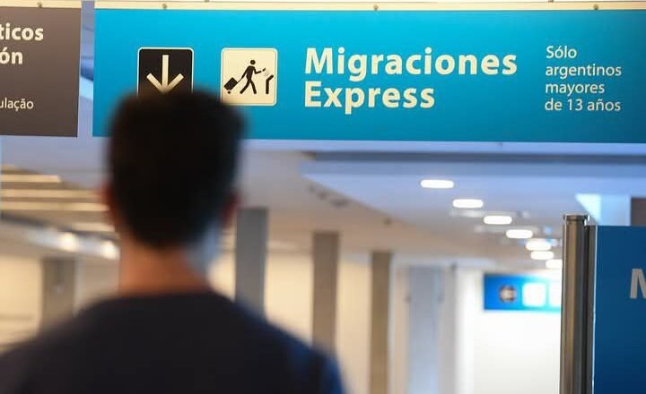 Nuevas exigencias para la regularidad migratoria, ciudadanía argentina y cambios en tiempos administrativos y judiciales para la ejecución de expulsiones