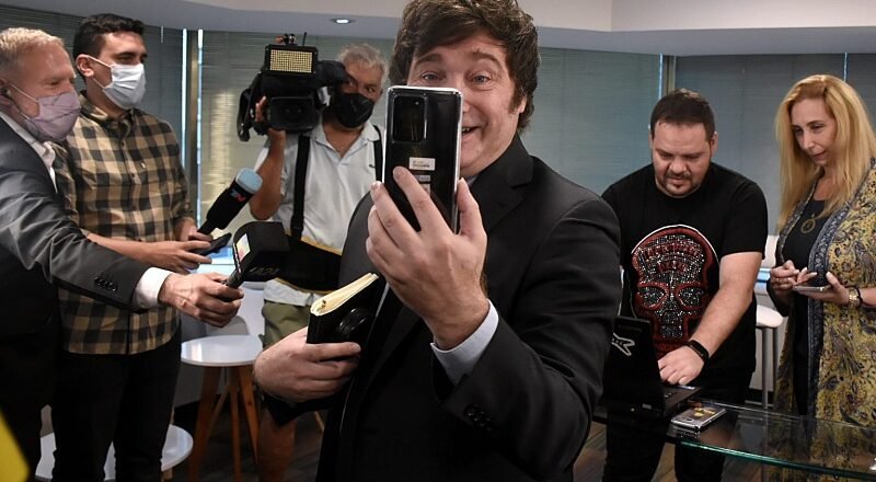 La imagen de Milei cae por quinto mes consecutivo