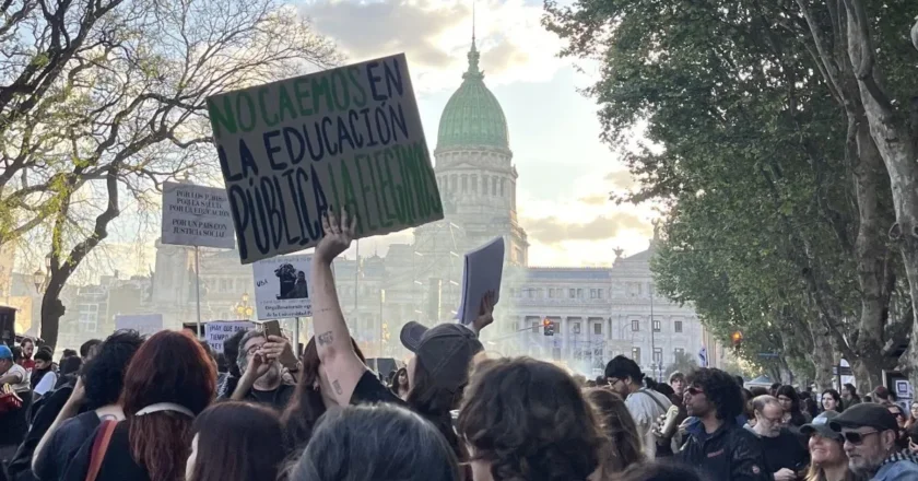 El gobierno vetó la ley de financiamiento universitario y se anuncia la tercer Marcha Universitaria