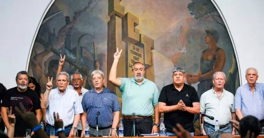 Los sindicatos frente a la reforma laboral de Milei: están avisando que no van a luchar, echándole la culpa a los trabajadores