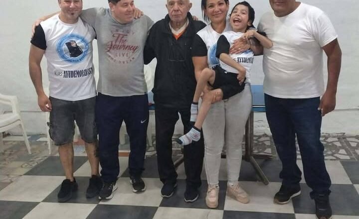 El viaje que podría cambiarlo todo: Bautista y la esperanza de acceder a un tratamiento experimental en México