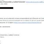 Una vecina colecciona desde hace tres años los mails y números de gestión municipal por el pésimo transporte de colectivos