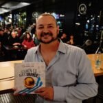 De La Esmeralda a la investigación que sacude al fútbol argentino: la historia de Jorge “Tati” Ocaña y su libro Quién es más grande