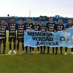 Caravana en el Tren Roca hacia Plaza de Mayo por el 24 de marzo