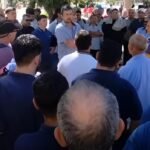 La de cal: choferes de la línea 500 siguen sin cobrar y desde la empresa señalarían al intendente Watson