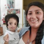 Cuando la luz sostiene la vida: Gabriela Salinas y la trama invisible de las mujeres que cuidan en Florencio Varela