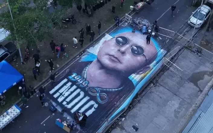 La despedida del Indio: un acontecimiento cultural que reconfiguró la agenda de Milei y Kicillof